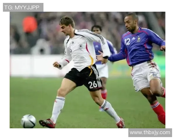 足球明星乘坐飞机坠毁震惊全球悲剧背后的故事与影响